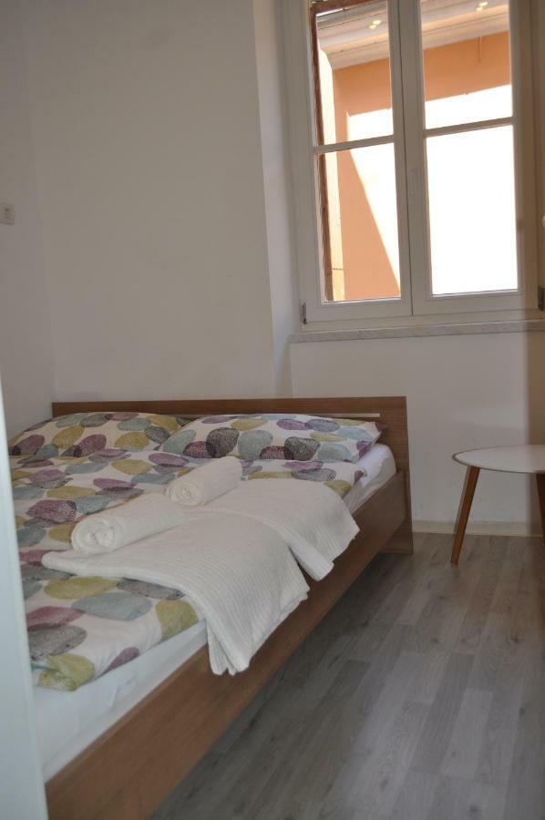 Apartment Nana Piran Luaran gambar